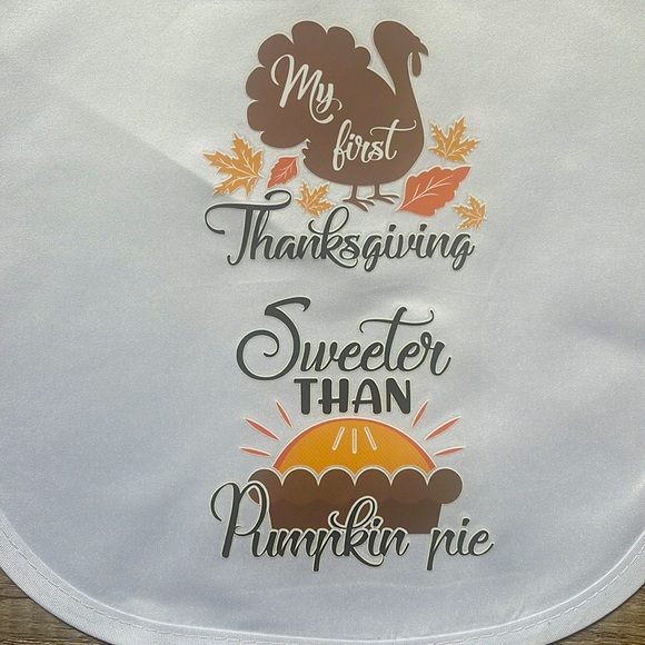New First Thanksgiving Pumpkin Pie Baby Bib - Picture 2 of 2